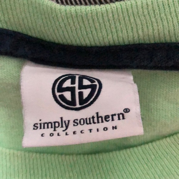 Simply Southern Woman’s long sleeve - Picture 4 of 4